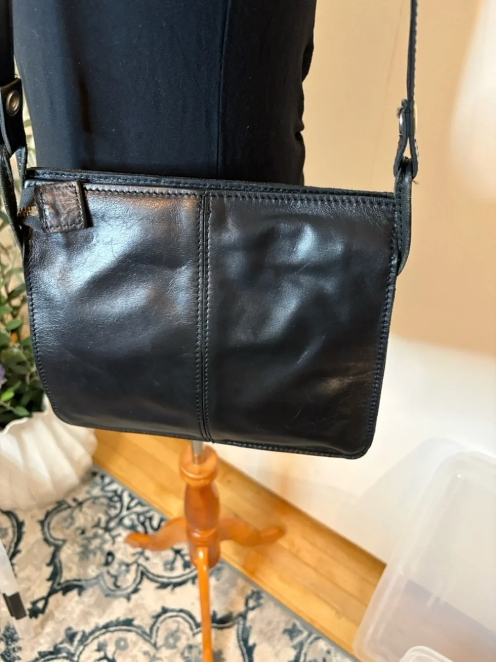 Black Leather Shoulder Bag | Vintage Korea
